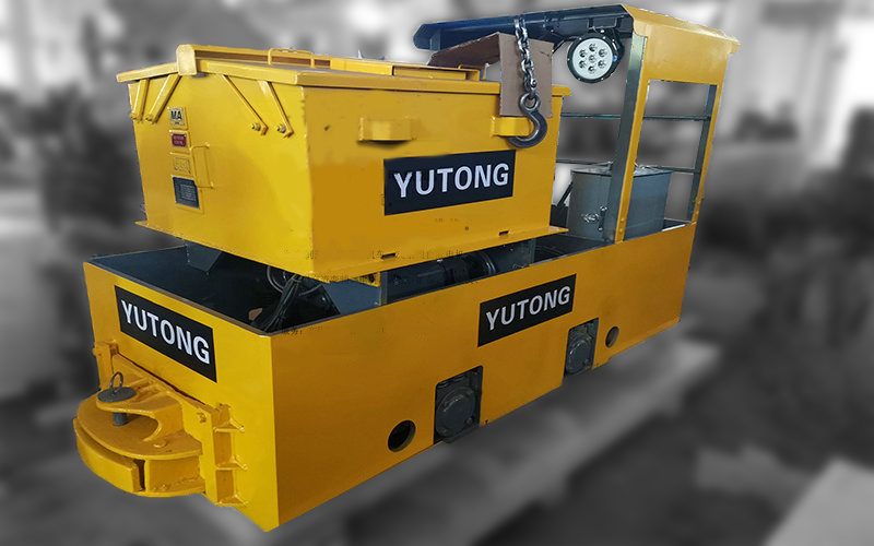Locomotora eléctrica de batería de litio de 2,5 toneladas personalizada por clientes en el sudeste asiático(图3)