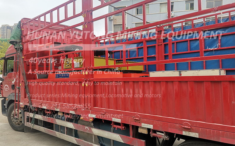 Entrega de locomotora eléctrica de batería de litio de 5 toneladas(图1)