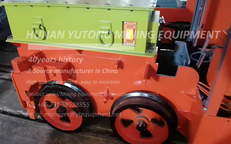 La locomotora con batería de litio está especialmente personalizada para túneles pequeños(图2)