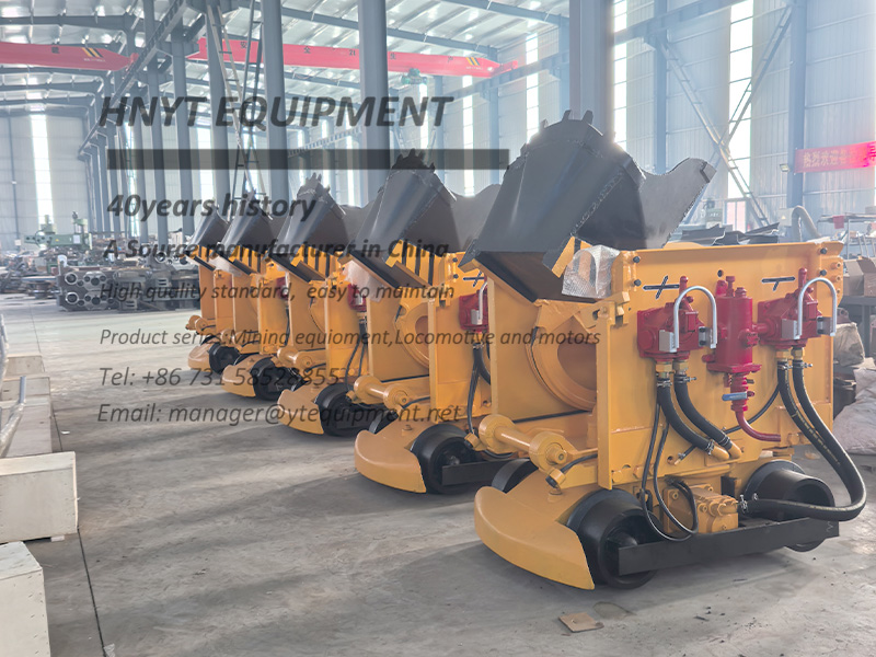 battery locomotives and rock loaders export 1.jpg