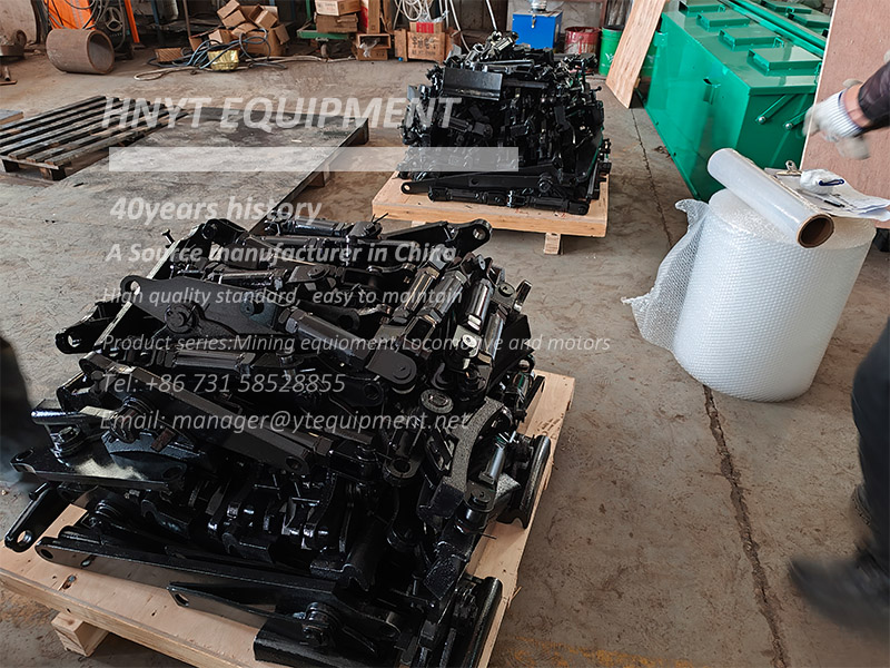 Underground mining locomotive parts export 1.jpg