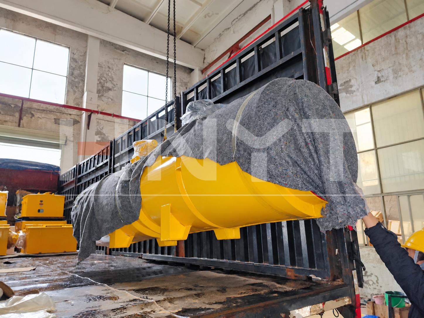 04-axial-fan-protected-lifting.jpg